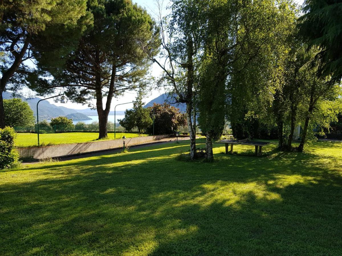 Villa Gaia Sale Marasino Exteriör bild